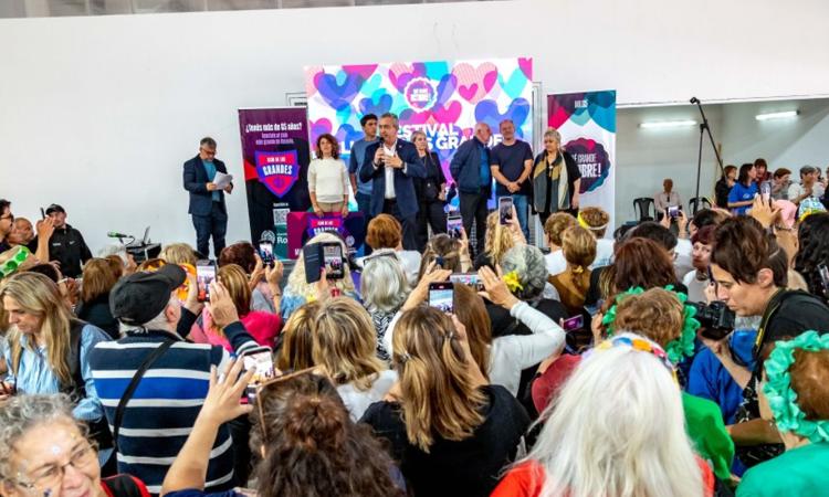 Rosario reunió a más de 2.000 personas mayores en el Festival Club de los Grandes